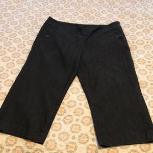 Capri black jeans